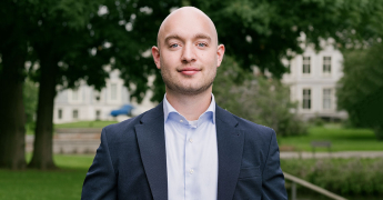 Levi: “Door de platte organisatiecultuur, komen je kennis en vaardigheden in een stroomversnelling”